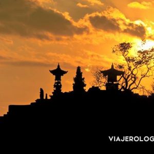 FOTOGRAFÍAS DE ATARDECERES - SILUETAS DE TEMPLO TA LANOT EN INDONESIA - BALI