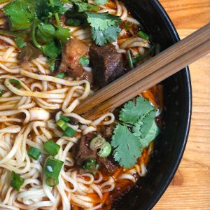 alimentos y bebidas - Tips de fotografía de producto - noodles tradicionales chinos en restaurant en guangzhou