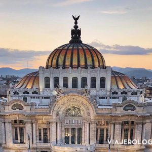 PHOTO WALK TOUR CDMX, CIUDAD DE MÉXICO. EXPERIENCIAS VIAJEROLOGOS - ATARDECER EN PALACIO DE BELLAS ARTES